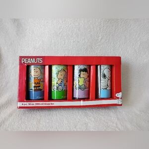 Peanuts Comic Strip Glass Set 10oz ( Brand New)